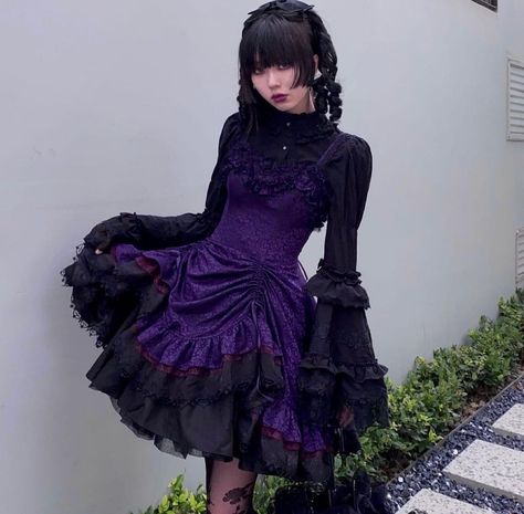 Purple Clothing Aesthetic, Short Victorian Dress, Neon Homecoming, Purple Vampire Outfit, Purple Goth Outfits, Gothic Purple Party Dress, Year 10 Formal Dresses, Gothic Fitted Purple Dress, Purple Victorian Dress