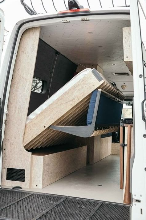 Sprinter Bed Ideas, Van Life Design, Van Life Bed, Bus Camper Ideas, Van Bed Ideas, Ford Transit Van Conversion, Sprinter Van Build, Van Build Ideas, Campervan Bed