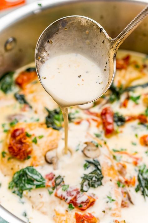 Creamy Tuscan Chicken is a gourmet homemade meal that takes just 30 minutes! Made with chicken, sundried tomatoes, spinach, mushrooms, spices, cheese, and heavy cream, this is a perfect family-friendly recipe to whip up on any night of the week. Chicken Recipes With Heavy Cream, Chicken Heavy Cream, Chicken Sundried Tomatoes, Optivia Meals, Creamy Tuscan Chicken Recipe, Heavy Cream Recipes, Sundried Tomato Chicken, Cream Cheese Spinach, Creamy Tuscan Chicken