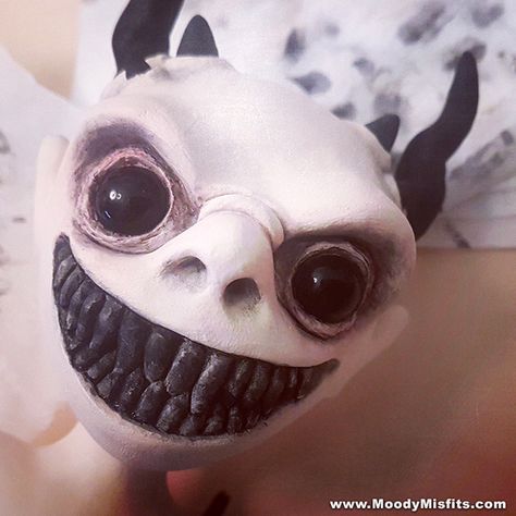 Clay Monsters Scary, Scary Clay Sculpture, Creepy Clay Art, Demon Sculpture, Oddity Art, Palmer Clay, Sculpture Diy, Sculpting Ideas, Nightmare Fuel