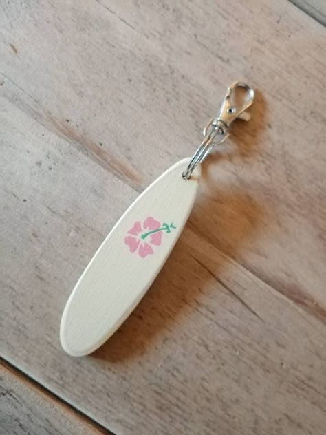 Surfboard Wedding, Keychain Wedding Favors, Fashionable Nails, Surf Gifts, Car Deco, Beach Themed Wedding, Cool Car Accessories, Fashion Outfits Summer, Girly Car