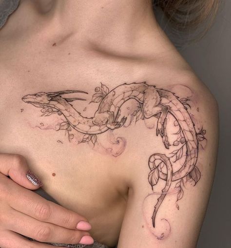 Clavicle Tattoo, Ghibli Tattoo, Dragon Tattoo For Women, Muster Tattoos, Dragon Tattoo Designs, Collar Bone Tattoo, Aesthetic Tattoo, Elegant Tattoos, Dope Tattoos