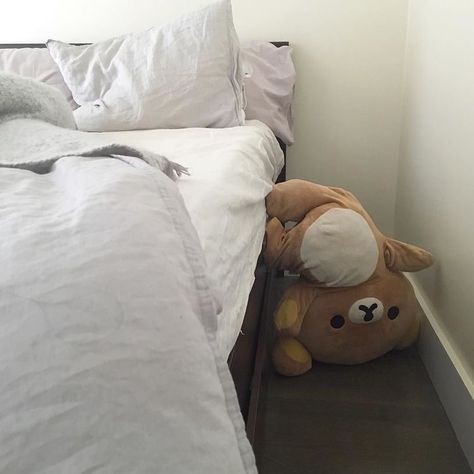 Sawako Core, Getting Out Of Bed, Mystic Messenger, Brown Aesthetic, Rilakkuma, School Life, Ravenclaw, Reaction Pictures, Room Inspo