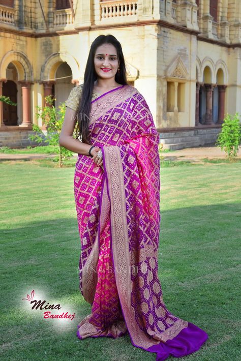 MINA BANDHEJ Draping Ideas, Saree Hairstyles, Pure Georgette Sarees, Silk Sarees Online Shopping, South Silk Sarees, Saree Draping, Fashion Vibes, Print Saree, Bandhani Saree