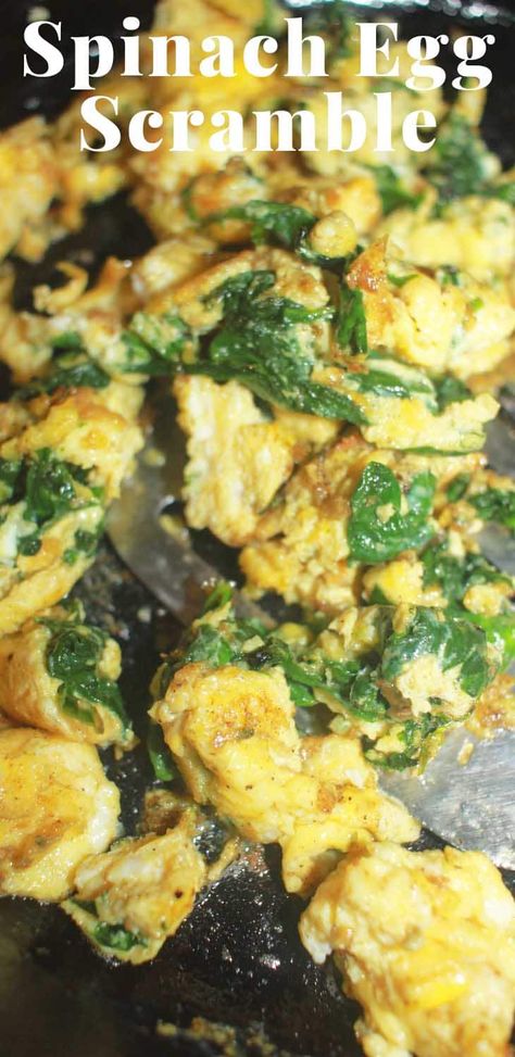 Hard Scrambled Eggs With Spinach In Cast Iron Skillet Scrambled Egg Recipes Healthy, Scrambled Egg Sandwich, Scrambled Egg Recipes, Scrambled Eggs Healthy, Eggs With Veggies, Veggies Breakfast, Healthy Nutritious Breakfast, Avocado Scrambled Eggs, Tofu Scrambled Eggs