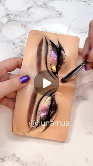 Crease Eye Makeup, Cut Crease Eye Makeup, Eye Makeup Tutorials, Cut Crease Eye, Sassy Pants, Cut Crease, Makeup Tutorials, Enchanted Forest, Eye Makeup Tutorial