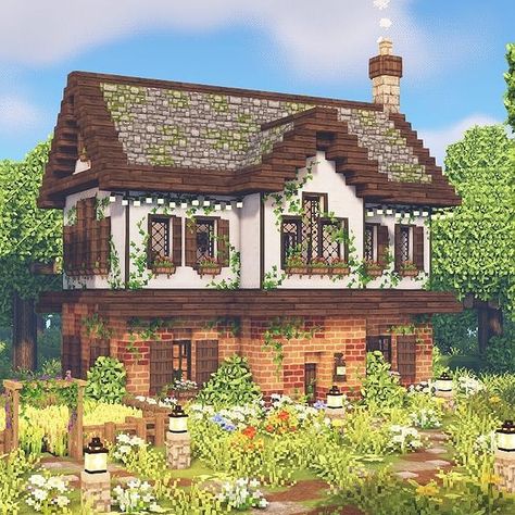 Minecraft Cafe Build Cottagecore, Big Minecraft House Ideas, Coquette Minecraft, Minecraft Farmhouse, Build Cute, Big Minecraft Houses, Minecraft Shop, Cute Minecraft, Aesthetic Farmhouse