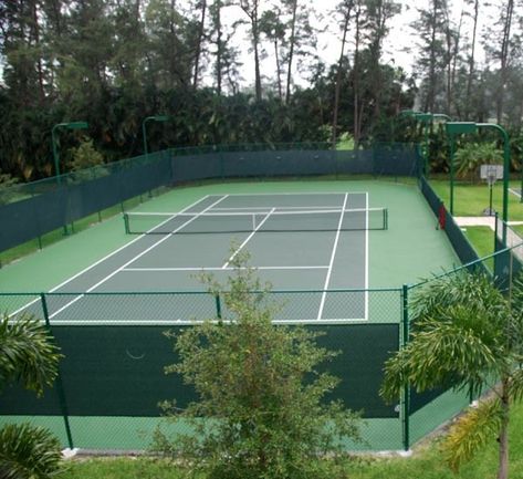 What the badminton court needs to look like in the backyard next to the basketball court Tennis Court Backyard, Tennis Court Design, Outdoor Sports Court, Squash Tennis, Yard Remodel, Private Tennis Court, Indoor Tennis, Badminton Court, Tennis Party