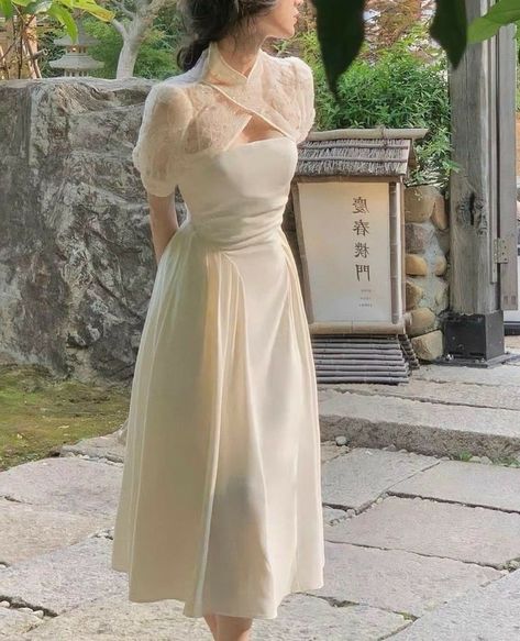 Modern Filipiniana Dress, Gaun Koktail, Filipiniana Dress, Gaun Fashion, Arranged Marriage, Prom Dress Inspiration, Stylish Dress Book, Grad Dresses, Glam Dresses