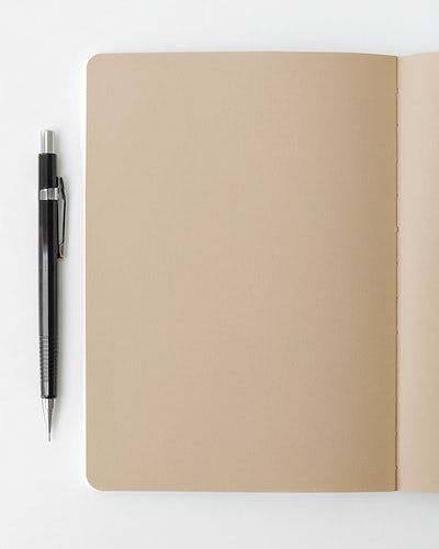 Writing Page Background, Blank Diary Page, Empty Book Cover, Drawing Backgrounds, Empty Book, White Notebook, Album Cover Wallpaper Collage, Note Writing Paper, Page Background