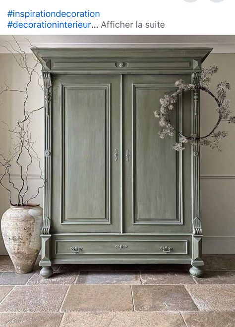 Fine Antique Furniture, Vintage Armoire, Painted Cupboards, Console Table Design, Modern Cupboard Design, Painted Furniture Colors, Using Chalk Paint, Furniture Design Wooden, Pine Furniture