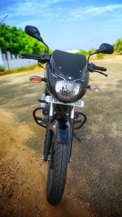 #pulsar_150 #pollathavan #youngsters_dream #middle_class_aim Palsar150 Bike Modified, Palsar220 Bike Photo, Pulsar 150 Wallpaper, Pulsar 150, Dslr Blur Background, Royal Enfield Wallpapers, South Hero, Ab De Villiers Photo, Meldi Ma Hd Photo