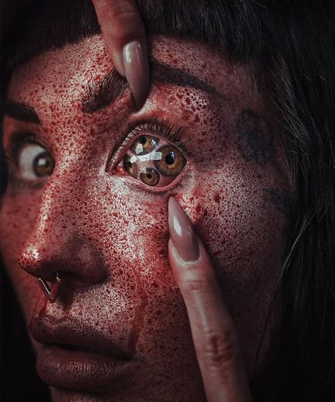 Horror Photography, Prosthetic Makeup, Horror Photos, Spooky Eyes, Heavy Metal Art, Drawing People Faces, Horror Artwork, Horror Makeup, Dark Artwork