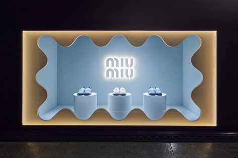 Miu Miu Frame Pop-Up Space and Window Takeover, Isetan Shinjuku Tokyo. Isetan Shinjuku, Miu Miu Shop, Bo Concept, Event Concept, Shinjuku Tokyo, Dental Office Design, Pop Up Window, Exhibition Stands, Retail Store Design