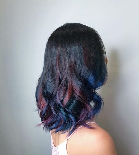 Blue And Purple Hair, Dark Purple Hair Color, Blue Purple Hair, Two Color Hair, Blue Hair Highlights, Purple Hair Highlights, Hair Color Blonde Highlights, Dark Purple Hair, Galaxy Hair