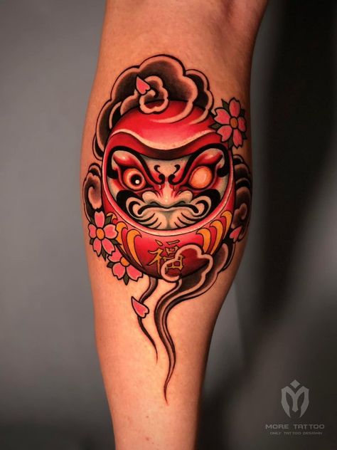 ကာလာ Tattoo, Japanese Daruma Tattoo, Daruma Doll Tattoo Design Leg, Daruma Doll Tattoo Design Colored, Japanese Daruma Tattoo Design, Neck Tattoo Simple, Daruma Doll Tattoo Design, Daruma Tattoo Design, Vel Tattoo Design