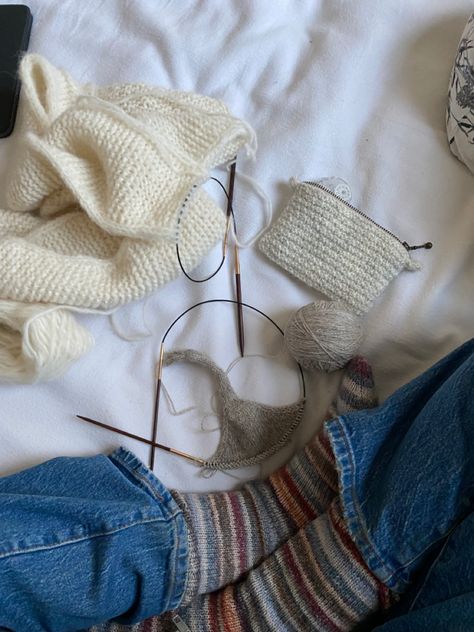 Knit Aesthetic, Knitting Aesthetic, Weird Fashion, Winter Theme, Autumn Inspiration, Knitting Inspiration, Knitting Projects, Diy Sewing, Crochet Projects