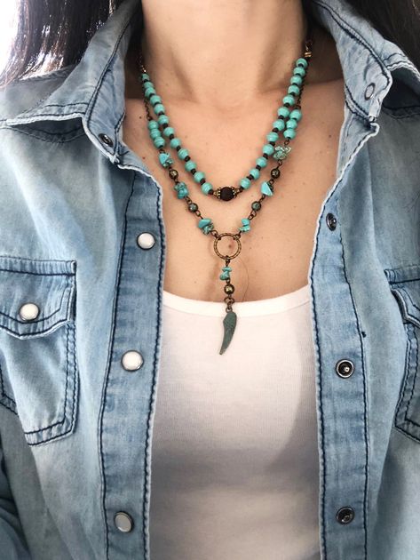 Jewelry For Braids, Hair Jewelry For Braids, Turquoise Jewelry Necklace, Collar Hippie, Boho Jewellery Necklaces, Boho Jewelry Diy, Layered Beaded Necklaces, Beaded Necklace Designs, Necklace Tutorial