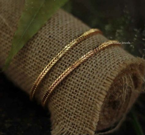 Indian Gold Bracelet Designs, Dailyware Bangles Gold, Simple Bangles Gold, Simple Gold Bangles Indian, Simple Gold Bangles For Daily Use, Daily Use Gold Bangles Indian, Gold Bangles Design Daily Wear Latest, Simple Gold Bangle, Plain Gold Bangles