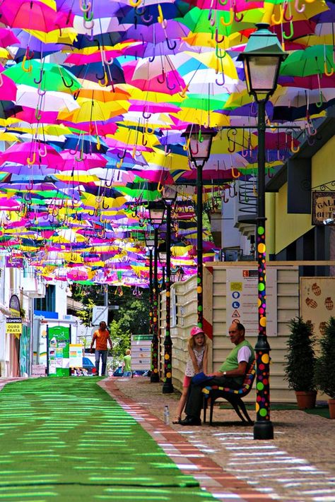 Roof Top Design, Store Display Design, Umbrella Street, Dubai Design Week, Tactical Urbanism, Public Art Installation, Street Decoration, Mall Decor, Beach Balls