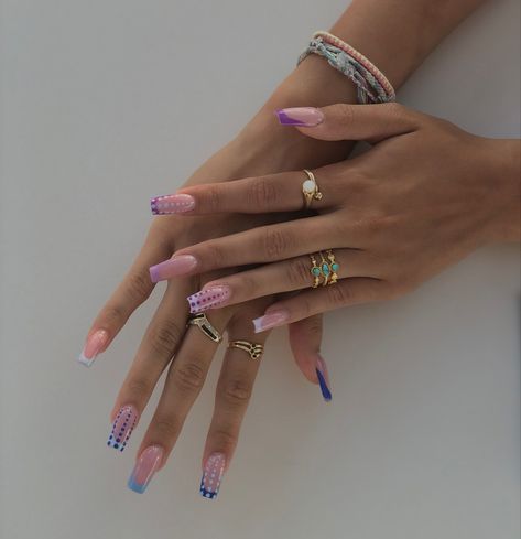 Nails for summer #azul #blue #bleu #violeta #mauve #nails #summer2022nails Mauve Nails, Nails For Summer, Nails, Blue