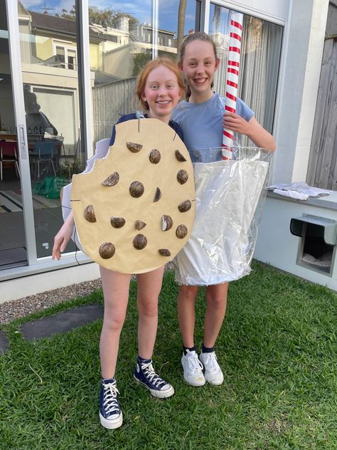 Milk Halloween Costume, Cookie And Milk Costumes, Cookies And Milk Costume, Milk And Cookie Costume, Dumpling Costume, Milk And Cookies Costume, Halloween Food Costumes, Cookie Costume Diy, Milk Costume