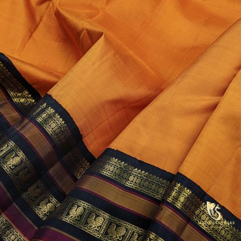 Silk Saree Colours, Saree Colours, Silk Sarees Kanchipuram, Silk Saree Kanchipuram, Beautiful Sarees, Saree Designs Party Wear, Indian Textiles, Kanjivaram Sarees, Elegant Saree