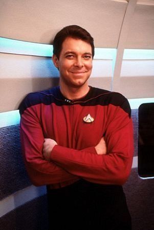 Jonathan Frakes....awesome guy!!!! Star Trek Next Generation, Jonathan Frakes, Star Trek Generations, Deanna Troi, Captain Picard, Star Trek Tv, Star Trek Series, Star Trek Images, Star Trek Characters