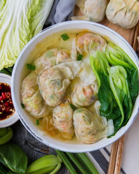 Woon Heng, Dumplings Soup, Wonton Dumplings, Won Ton, Soup Dumplings, Dumpling Soup, Dumplings For Soup, Makanan Diet, Wontons