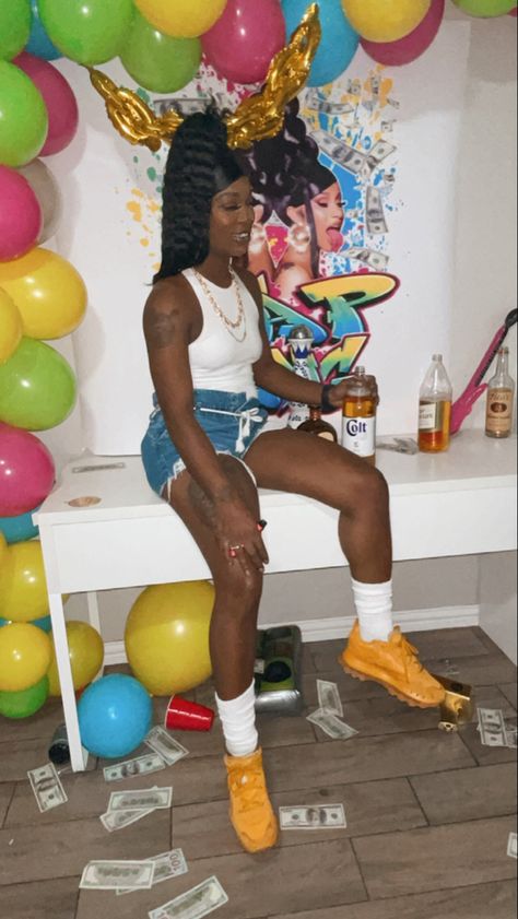 90s Freaknik Outfits, Freaknik Outfits Black Women, Freaknik 90s, 90s Freaknik, Freaknik Outfits, 90s Theme Party Outfit, 2000s Photoshoot, 90s Party Outfit, 16th Birthday Outfit