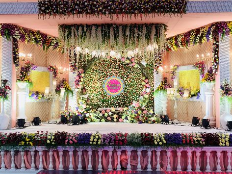 Half Saree Function Stage Decoration, Half Saree Ceremony Decoration, Half Saree Function Decoration Ideas, Half Saree Function Decoration, Stage Decoration Photos, Leaf Decor Wedding, Engagement Stage, Saree Function, Naming Ceremony Decoration