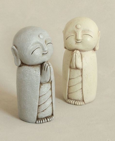 Jizo Statue, Little Buddha, Clay Wall Art, Garden Statue, Clay Art Projects, Buddha Art, Antique Inspiration, Diy Clay Crafts, Garden Statues