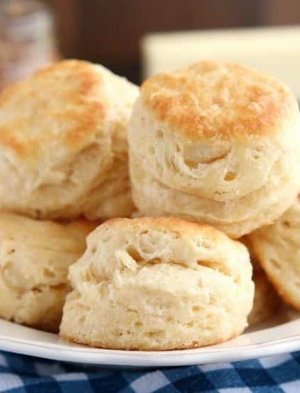 Flakey Biscuits, Allergy Recipes, Baking Breads, Homemade Biscuits Recipe, Flaky Biscuits, Tea Biscuits, Biscuits Recipe, Homemade Biscuits, Biscuits And Gravy