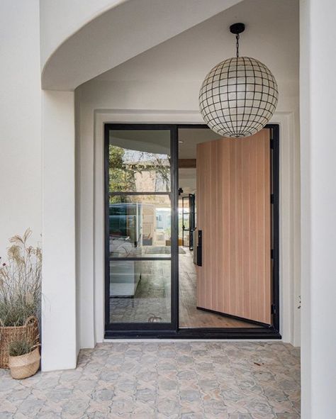 Big Front Door, Mid Century Remodel, Modern Entrance Door, Prairie Home, Front Door Paint Colors, Modern Entrance, Door Paint Colors, Entrance Ideas, Painted Front Doors