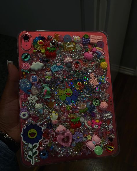 Junky Cases, Pink Girly Things Accessories, Junk Case, Drunk Games, Kids Outfits Daughters, Everyday Bag Essentials, Ipad Essentials, Cute Ipad Cases, Creative Iphone Case