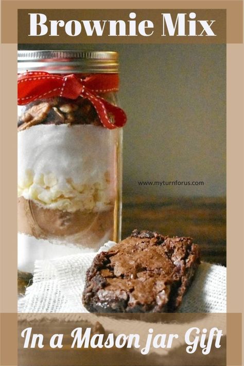 Mason Jar Brownie Mix! This simple yet heartfelt gift idea is not only easy to make but also a delight to receive. From the meticulously layered ingredients to the easy-to-follow instructions and adorable packaging—it's so much more than just a brownie mix. Whether you're gifting it to teachers, coworkers, or keeping it in the home pantry for a quick, delicious snack, this homemade brownie mix is the symbol of warmth and thoughtfulness #BrownieMix #ChristmasGift #myturnforus #EdibleGifts Diy Brownies, Mason Jar Gifts Recipes, Brownies In A Jar, Mason Jar Gift, Edible Christmas Gifts, Mason Jar Cookies, Mason Jar Meals, Christmas Food Gifts, Free Printable Gifts