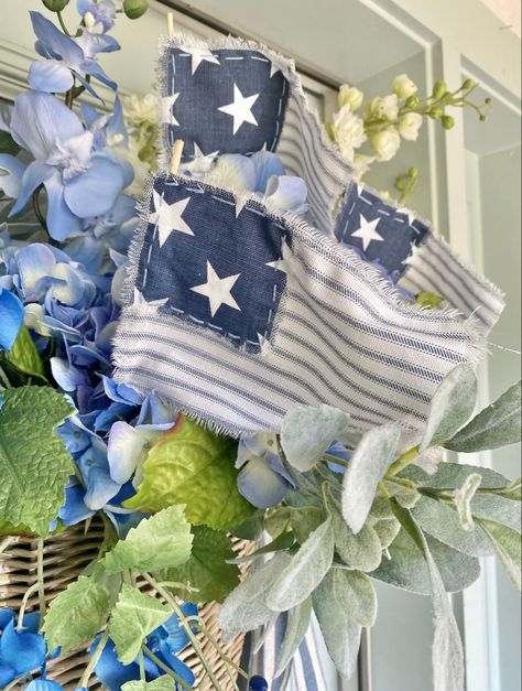 Diy American Flag, Torn Fabric, American Holidays, 4th July Crafts, Tie Crafts, Fabric Flag, Fourth Of July Decor, American Flags, Patriotic Crafts