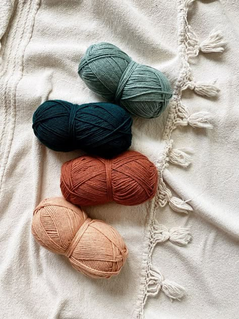 A Lesson in Color Theory: Part II — Two of Wands Best Yarn Color Combinations, Wool Colour Combinations, Two Colours Combinations, Blanket Colour Combinations, Color Combinations For Crochet, Color Palette For Yarn, Blanket Color Schemes, Crochet Palette, Crochet Colour Palettes