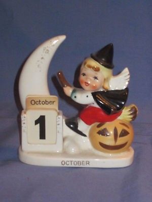 Vintage Halloween Atlas Witch Angel Jack O lantern Moon Calendar, Lefton Napco | #475689214 Vintage Halloween Witch, Vintage Halloween Images, Halloween Eve, Moon Calendar, Vintage Halloween Decorations, Halloween 2, Halloween Images, Vintage Kitsch, A Witch