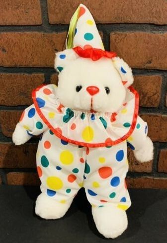 Clown Animals, Mushrooms Art, Cute Clown, Clowning Around, Kid Core, Cute Stuffed Animals, Art Nature, Cute Plush, Vintage Toys