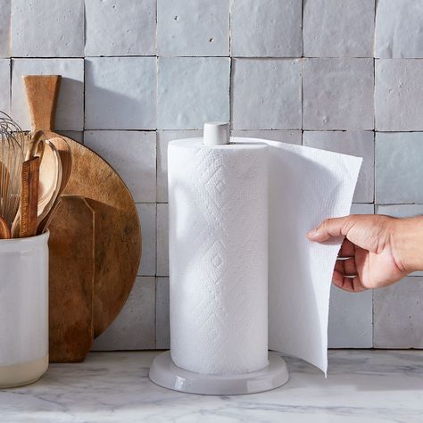 Bamboo Paper Towels: Why You Should Use (& Love) Them on Food52 Wood Paper Towel Holder, Kitchen Tissue, Toy Clutter, Kitchen Paper, Small Space Storage, Ceramic Kitchen, Space Saving Solutions, Paper Towels, Paper Towel Holder