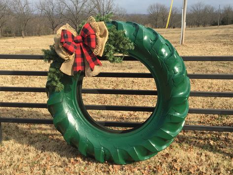 Tractor Tire Wreath Christmas, Tractor Tire Wreath, Tractor Tire Ideas, Farm Christmas Decorations, Tire Wreath, Tire Decor, Tire Ideas, Tire Projects, Tire Shop