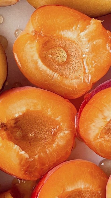 Peach Orange Aesthetic, Apricot Photography, Apricot Aesthetic, Pink Fruit, Fragrance Ingredients, Life Is A Gift, Fruit Photography, Pumpkin Spice Season, Orange Aesthetic