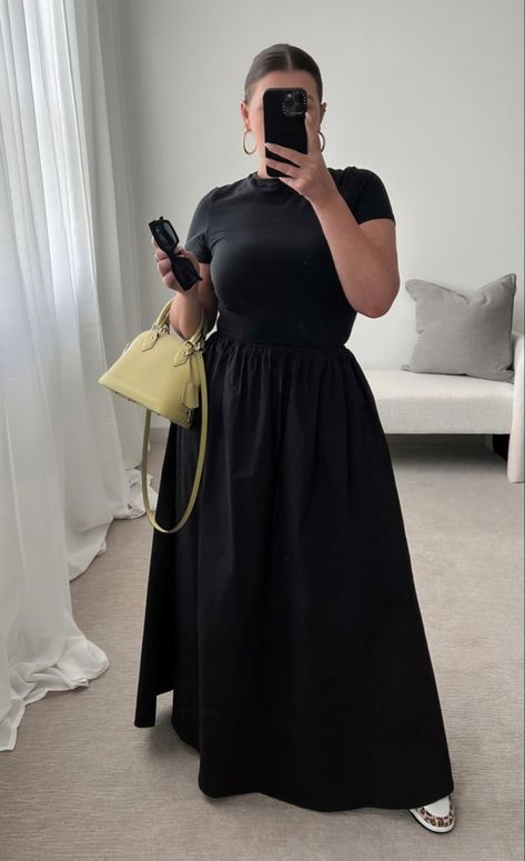 Modesty Dress, Cute Modest Outfits, Effortlessly Chic Outfits, Causual Outfits, Modest Fashion Outfits, High Fashion Street Style, Look Plus, Business Casual Outfits, Lookbook Outfits