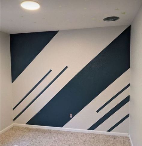 Bedroom Paint Design, Pola Cat Dinding, Room Paint Designs, Boy Room Paint, Geometric Wall Paint, Wall Paint Patterns, Creative Wall Painting, House Wall Design, Room Wall Colors