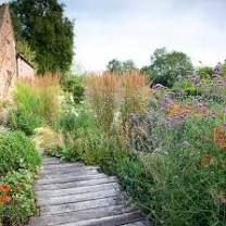 Expert Advice: 8 Tips for a Meadow Garden from Grass Guru John Greenlee Naturalistic Garden, Meadow Garden, Garden Types, Wildlife Gardening, Have Inspiration, Wildflower Garden, Natural Garden, Ornamental Grasses, Garden Cottage