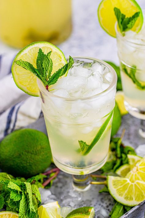 Large Batch Mojitos, Large Batch Mojito Recipe, Big Batch Mojito Recipe, Batch Mojito Recipe, Batch Mojito, Cucumber Mojito Recipe, Mojitos Recipe, Cucumber Gimlet, Vodka Mojito