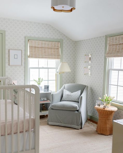 Sandra Morlet (Sandy) | I took advantage of this snowy day and took Ella’s nursery pictures ❄️🤍. I've wanted to share her room, but life got so busy in the last… | Instagram Green And Blue Nursery, Nursery Inspiration Neutral, Oliver James, Nursery Pictures, Baby Room Inspiration, Boutique Interior Design, Blue Nursery, Nursery Inspo, Family Keepsakes