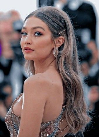 Hair Trend 2023, Bridal Hair Down, Guest Hair, Trend 2023, Bridesmaid Hair Makeup, Bridal Hair Inspiration, Ball Hairstyles, Long Hair Wedding Styles, Front Hair Styles