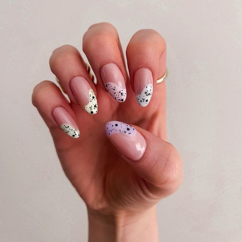 Easter nails, pastel nails, mini egg nails, nail art, easter egg nails Nails Easter 2024, Mini Egg Nails Easter, Mini Eggs Nails, Easter Nail Designs 2024, Easter Nails 2024, Mini Egg Nails, Easter Nails Pastel, Easter Egg Nails, Nail Art Easter